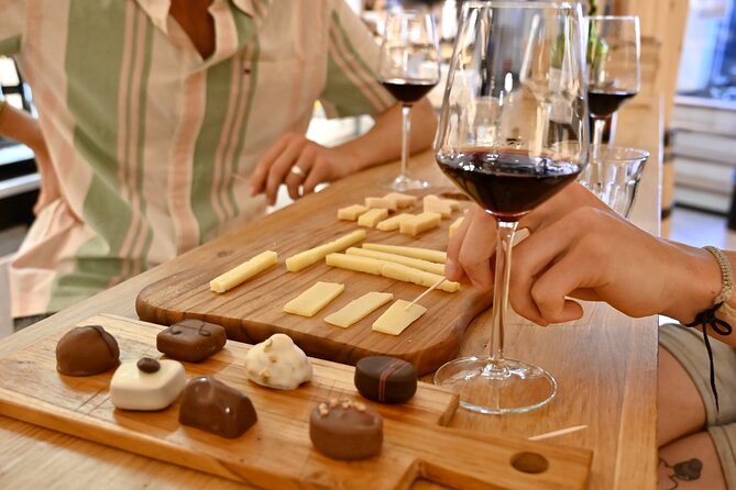 10 Tastes of Amsterdam: Food Tour by UNESCO Canals and Jordaan - Vegetarian and pescetarian options, plus gluten-free reality checks
