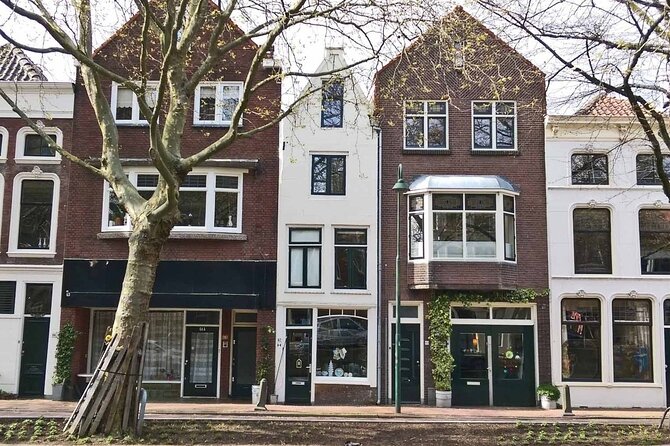 2-Hour Walking Tour in Gouda All inclusive - Weighing House and cheese facts you can actually use