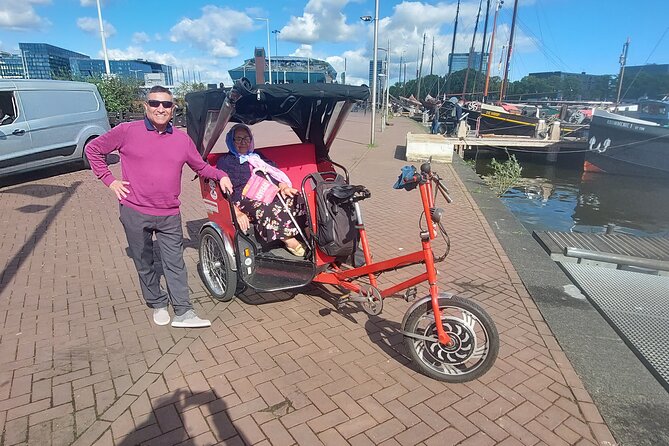 2 Hours Private Amsterdam Rickshaw Tour - The Skinny Bridge and Museumplein: Old Dutch Design and Big-City Culture
