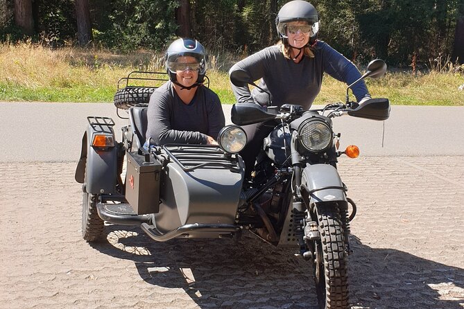 3 Hours itinerary between Amsterdam & Utrecht: The Heart Of Holland In A Sidecar - Loosdrechtse Plassen, Bethunepolder, and Goois Natuurreservaat: water, animals, and forest tunnel roads