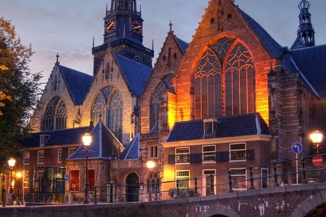5 hrs Golden Age Amsterdam Private Walking Tour With Local Guide - Secret churches and Chinatown: Ons’ Lieve Heer op Solder and Fo Guang Shan