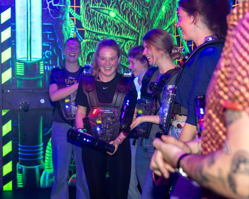 Aloha Amsterdam: Laser Tag Experience - The 15-Minute Laser Tag Flow, From Safety Briefing to Score Screen