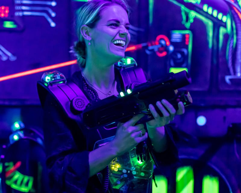 Aloha Amsterdam: Laser Tag Experience - Languages and Communication With English and Dutch Staff