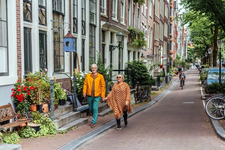 Amsterdam: 1.5-Hour Private Kick-Start Tour with a Local - Key takeaways for your Amsterdam kick-start