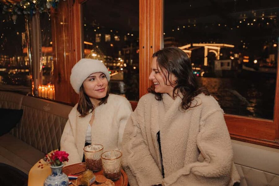 Amsterdam: 2-Hour Candle Light Cruise + Drinks & Snacks - The Winter Tasting Platter: Why Snacks Matter on a Night Cruise