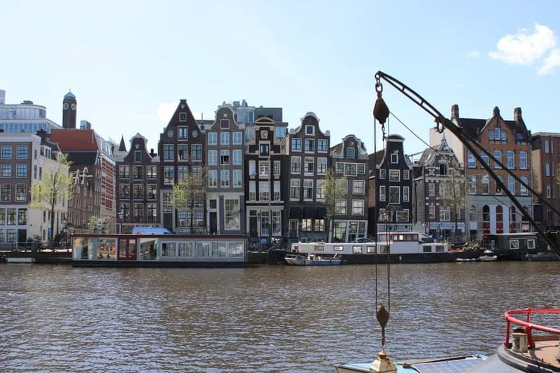 Amsterdam: 2-hour History & Culture tour with a Local - Royal Palace is on the route, but you won’t enter