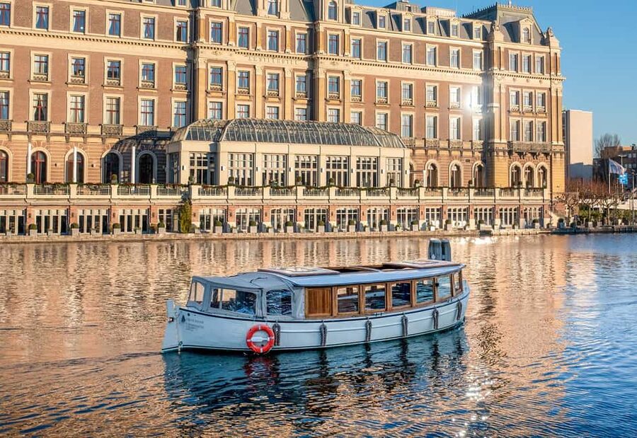 Amsterdam: 2-Hour Luxury Canal Cruise with Snacks & Drinks - A Calmer Way to See Amsterdam: Why This 2-Hour Cruise Works