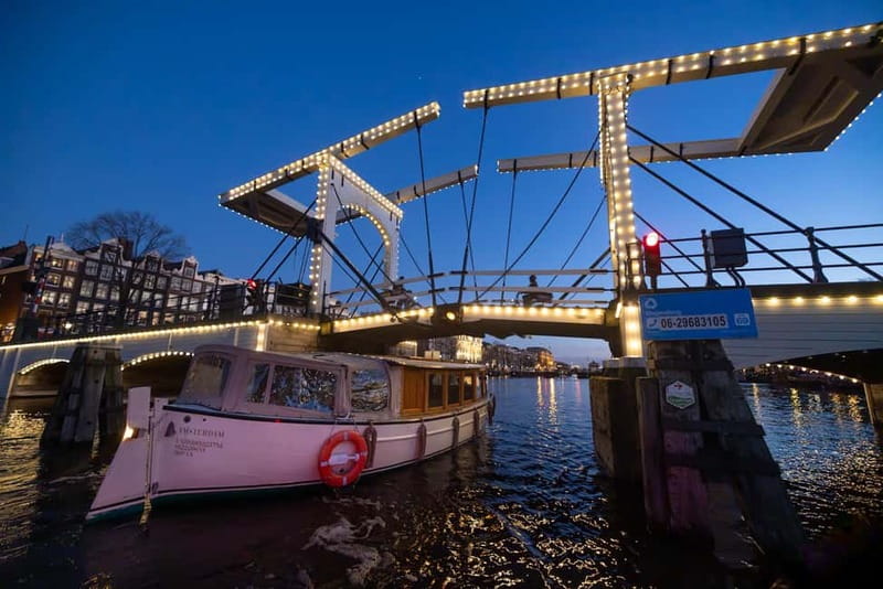 Amsterdam: 2-Hour Luxury Canal Cruise with Snacks & Drinks - FAQ