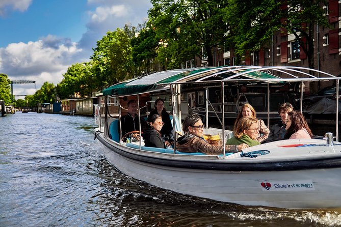 Amsterdam 2-hour Private Canal Cruise with Live Guide and Drinks - Jordaan Canals: The Quieter Amsterdam Side You Actually Feel