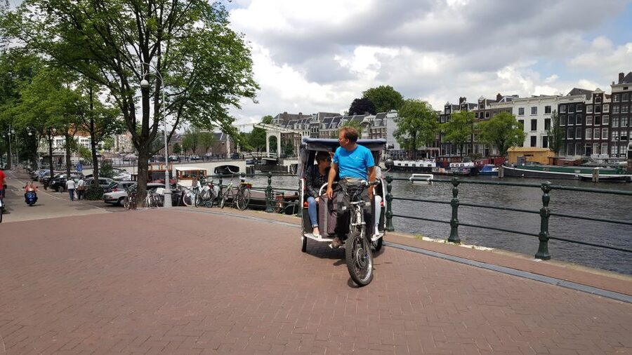 Amsterdam: 2-Hour Sightseeing Tour by Rickshaw - Pairing this rickshaw ride with the rest of your Amsterdam days