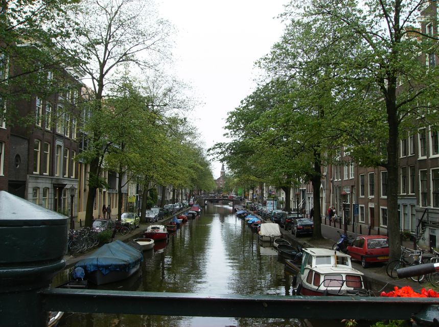 Amsterdam: 2-Hour Sightseeing Tour by Rickshaw - Begijnhof, Civic Guards Gallery, and the Holocaust Memorial stops