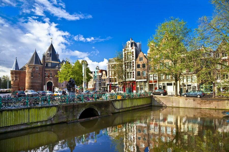 Amsterdam: 3-Hour Private Highlights City Tour by Minivan - Dam Square and the Old Town core: the classic landmarks, explained fast