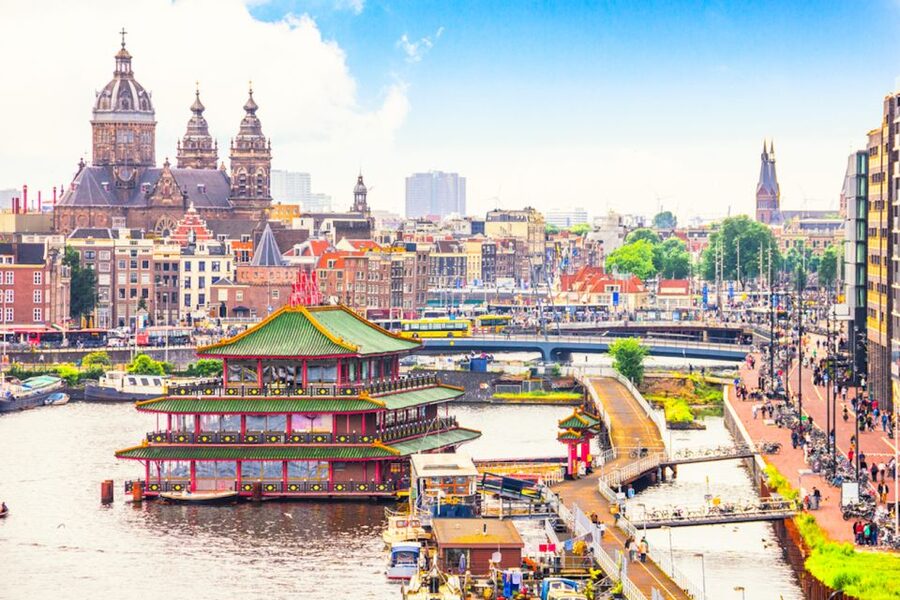 Amsterdam: 3-Hour Private Highlights City Tour by Minivan - Crossing the IJ River: modern Dutch architecture on a short hop