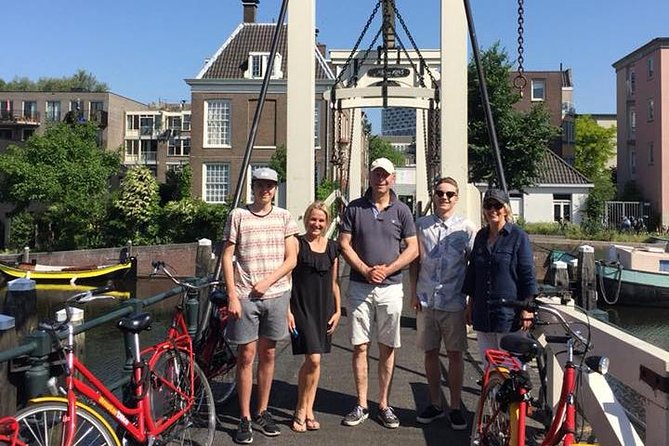 Amsterdam 3 hrs Bike Tour – live guide En/Fr/De/Nl/Sp - Jordaan: canals, markets, and the streets Rembrandt and Anne Frank touched
