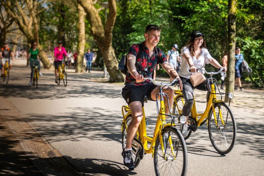 Amsterdam: 3h E-Bike Tour with break - Starting at Yellow Bike near Amsterdam Central