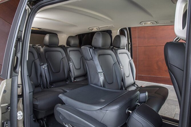 Amsterdam Airport Private Arrival Transfer by Luxury Van - Meet Your Driver in Schiphol Arrival Hall With a Name Sign