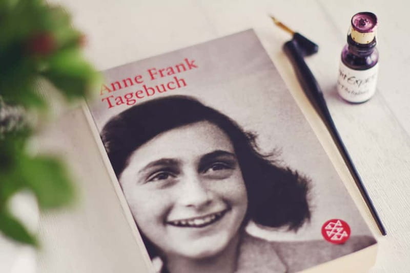 Amsterdam: Anne Frank Guided Walking Tour in DE/EN/IT/ES - Key things I’d watch for on this Anne Frank Jewish Quarter walk