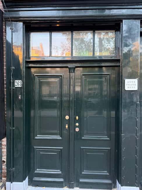 Amsterdam: Anne Frank History Walking Tour - What You Actually Get From the Guide in a 2-Hour Window