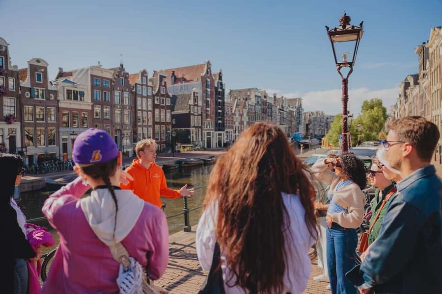 Amsterdam: Anne Frank History Walking Tour - Stroopwafel and the Small Practical Touches That Help
