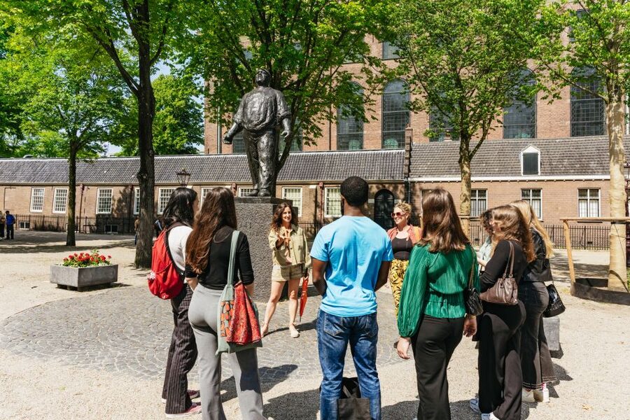 Amsterdam Anne Frank: Small-Group Walking Tour & Local Guide - Why the Portuguese Synagogue Start Matters