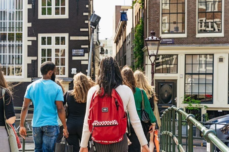 Amsterdam: Anne Frank Tour, Jewish Museum & Synagogue Ticket - The Two-Hour Anne Frank Walking Tour Through Wartime Amsterdam