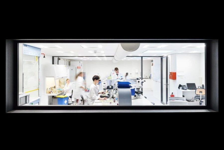Amsterdam: ARTIS-Micropia Microbe Museum Entry Ticket - Daily Lab Talks at the Laboratorium