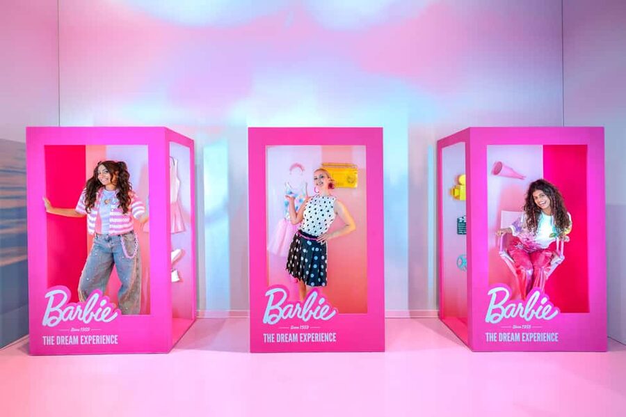 Amsterdam: Barbie The Dream Experience Entry Ticket - Getting photos you actually like, without flash or a tripod
