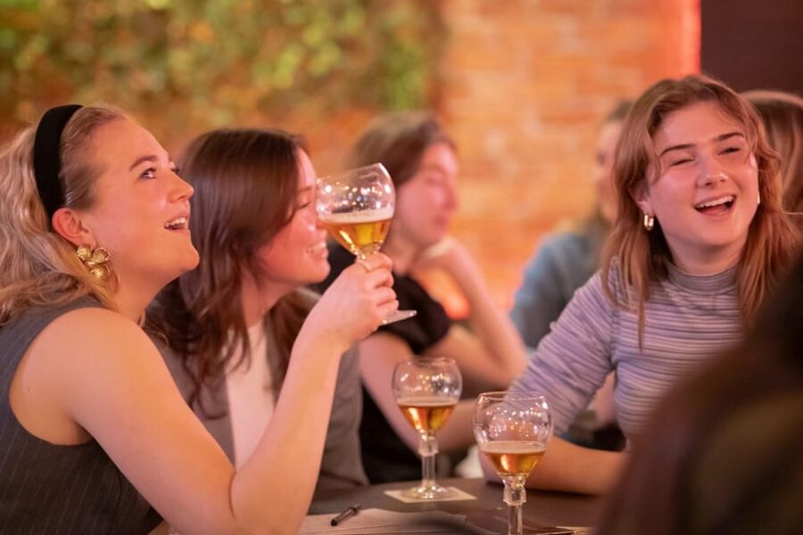 Amsterdam: Beer Tasting with Paired Bites at Eighty-Four - Location and timing: stepping in, then settling down