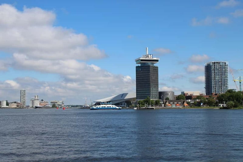 Amsterdam:: Bike Rental with Free Self-Guided Tour - The app experience: GPS stories plus safety guidance