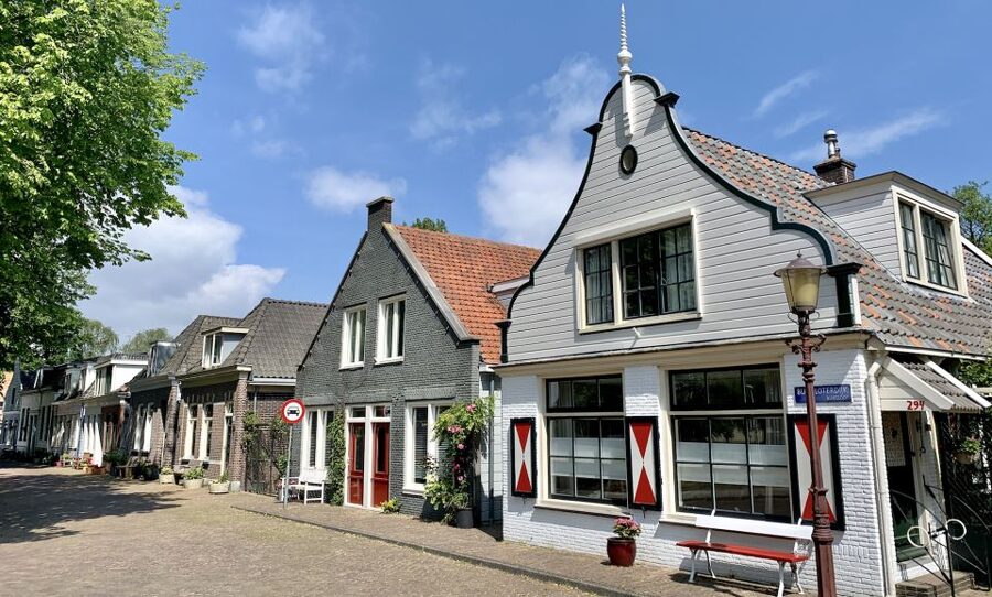 Amsterdam: Bike Tour (Noord) in German or English - Durgerdammerdijk photo stop, then back to Sea Palace