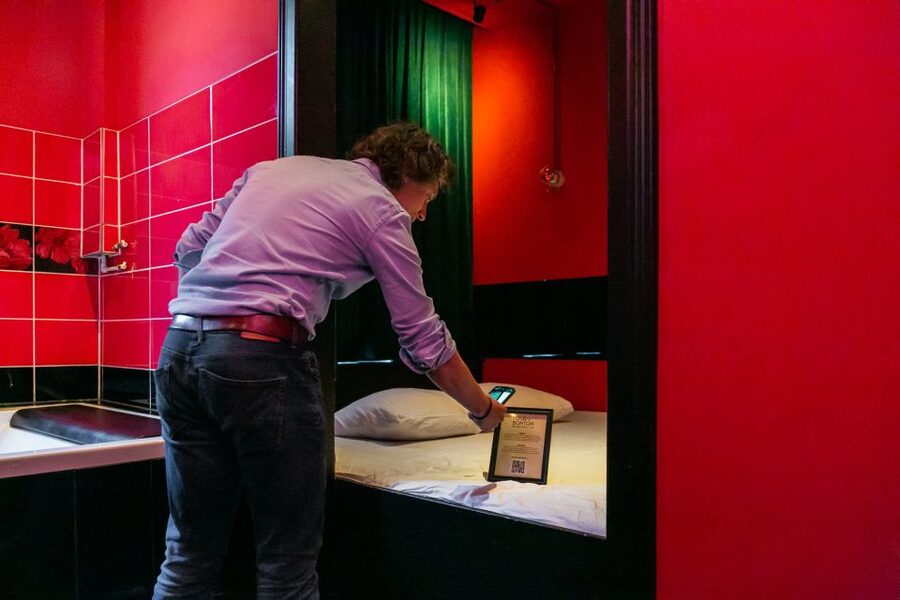 Amsterdam: Brothel Tour with Sex Worker Guide - Your host, your drink, and the rules you actually need to know