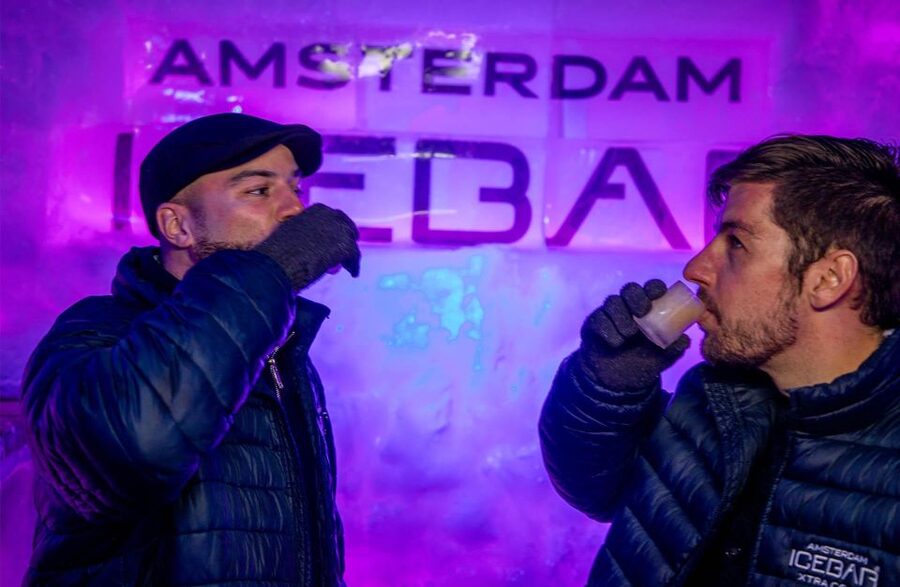 Amsterdam: Canal Cruise and Entrance to Xtracold Icebar - What you actually see on the canal route, and what the audio does for you