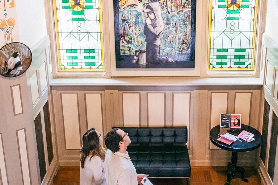 Amsterdam: Canal Cruise and Moco Museum Combined Ticket - How to get the best photos without making your day harder