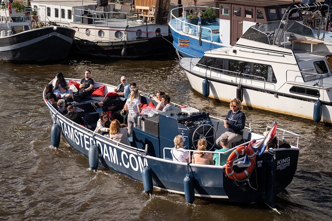 Amsterdam Canal Cruise with Live guide & Two drinks - Central St. - One-Hour Amsterdam Canal Cruise: Built for Short Time