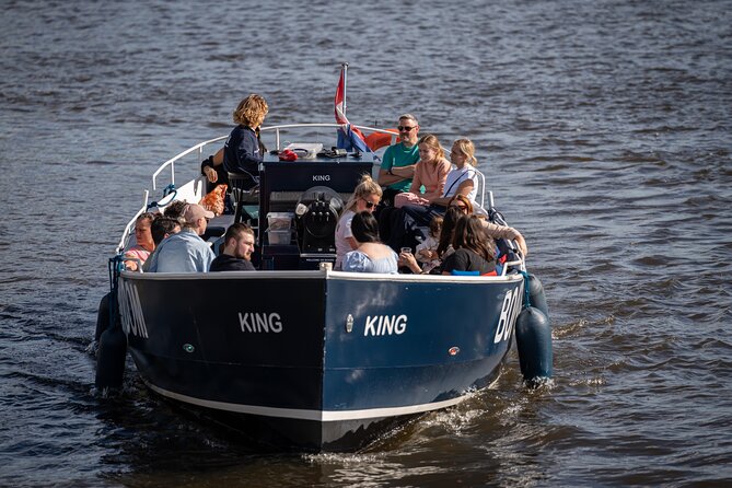 Amsterdam Canal Cruise with Live guide & Two drinks - Central St. - Rain and Weather: What to Do When the Sky Turns