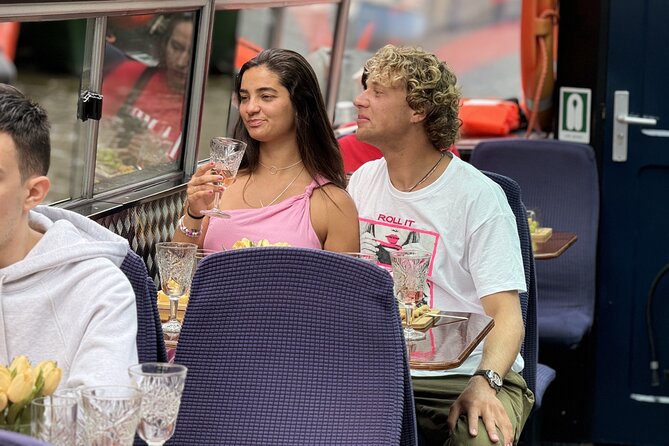 Amsterdam Cheese and Wine Canal Cruise - Herengracht canal cruise: the easy on-ramp to Amsterdam’s canal belt