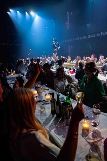 Amsterdam: "Chèri Chèri" - Biggest Drag Show in Europe Entry - The 2.5 Hours: How the Night Typically Flows