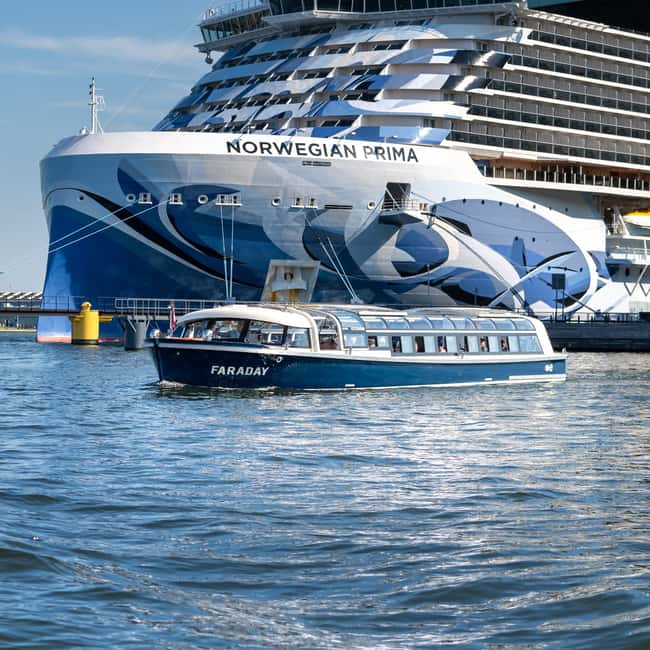 Amsterdam: City Canal Cruise and Rijksmuseum - Small group feel, plus the audio keeps you independent