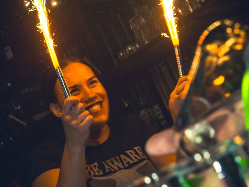 Amsterdam: City Center Bar Crawl and Nightlife Experience - Dress code, ID checks, and the extra money traps