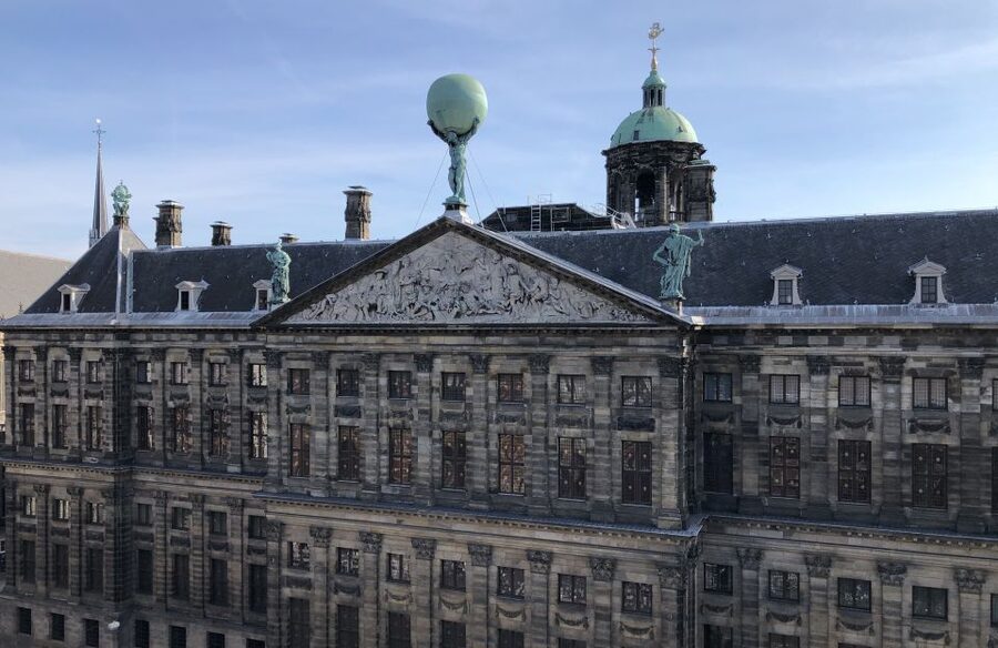 Amsterdam: City Center Walking Tour in italian - Dam Square to Royal Palace and Nieuwe Kerk: Getting Oriented Fast