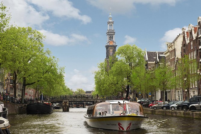 Amsterdam City Centre Cruise on heated boat with Audioguide - Comfort and onboard features: heated boat, Wi-Fi, restroom