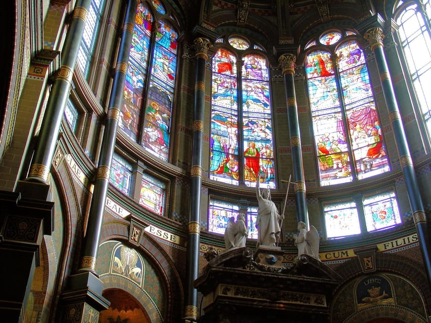 Amsterdam: City Highlights Walking Tour - Timing, Small Group Size, and Comfort Tips for a 2-Hour Walk
