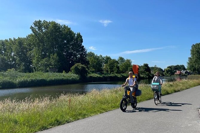 Amsterdam Countryside Bike and Kayak Tour - Kanaaldijk Cable Ferry: The Quick Canal Crossing That Adds Character