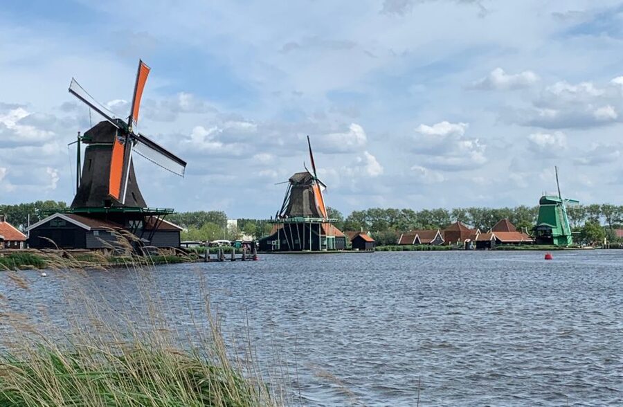 Amsterdam: Countryside Bike Tour and Zaanse Schans Windmills - Should you book this Amsterdam countryside bike tour?