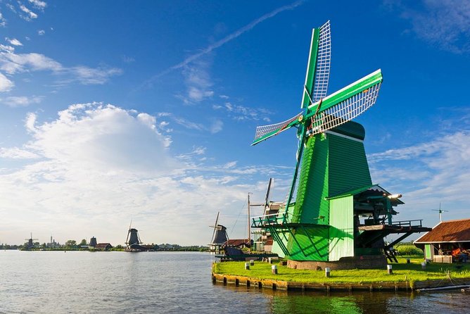Amsterdam countryside tour by car - How the drive shapes the experience