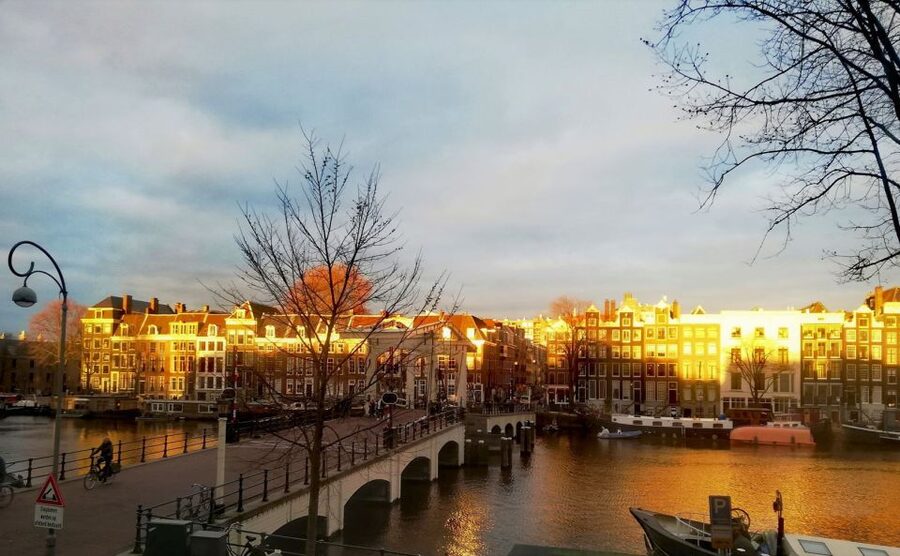 Amsterdam: Craft Dutch Pancakes in Charming Canal House - FAQ