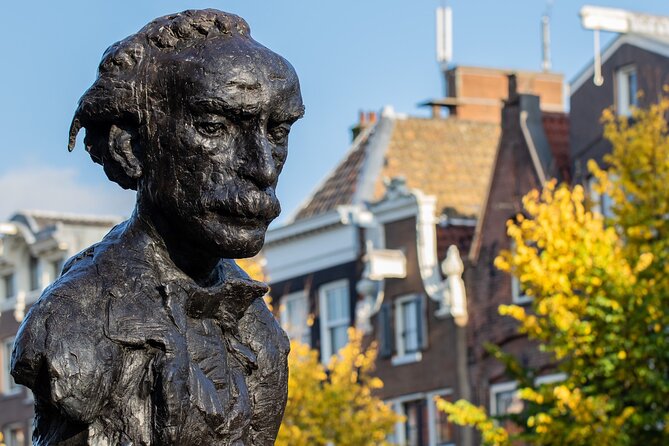 Amsterdam: Cultural Highlights in English/German/Italian - Dam and the city’s starting point: National Monument and Dam Square