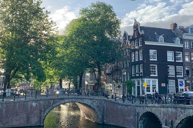 Amsterdam: Cultural Highlights in English/German/Italian - Magna Plaza and the former post office role