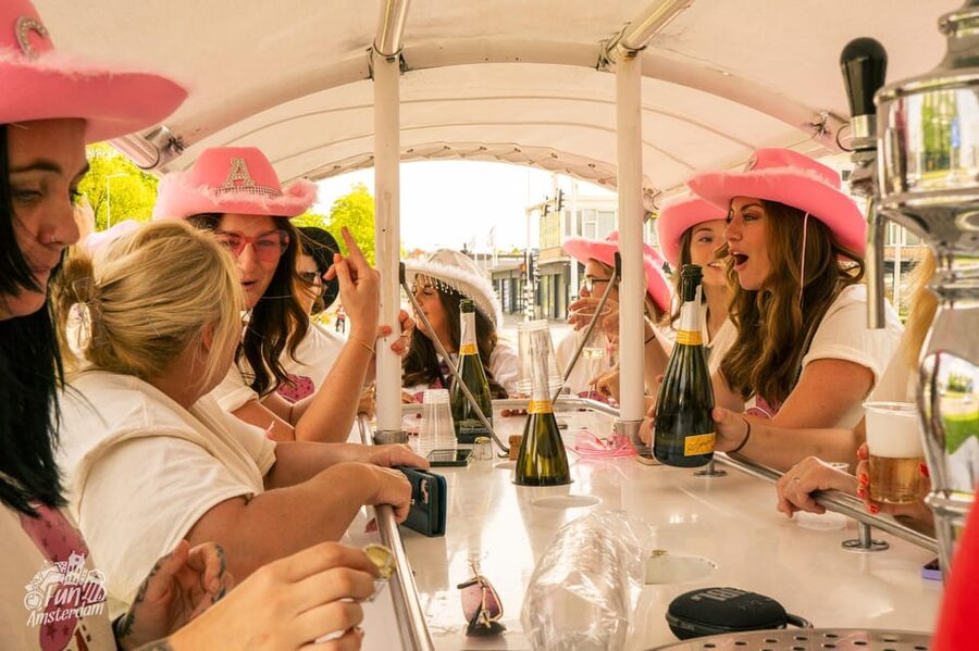 Amsterdam: Dutch Prosecco Party Bike - The music-and-drink rhythm: how the tour keeps the party moving