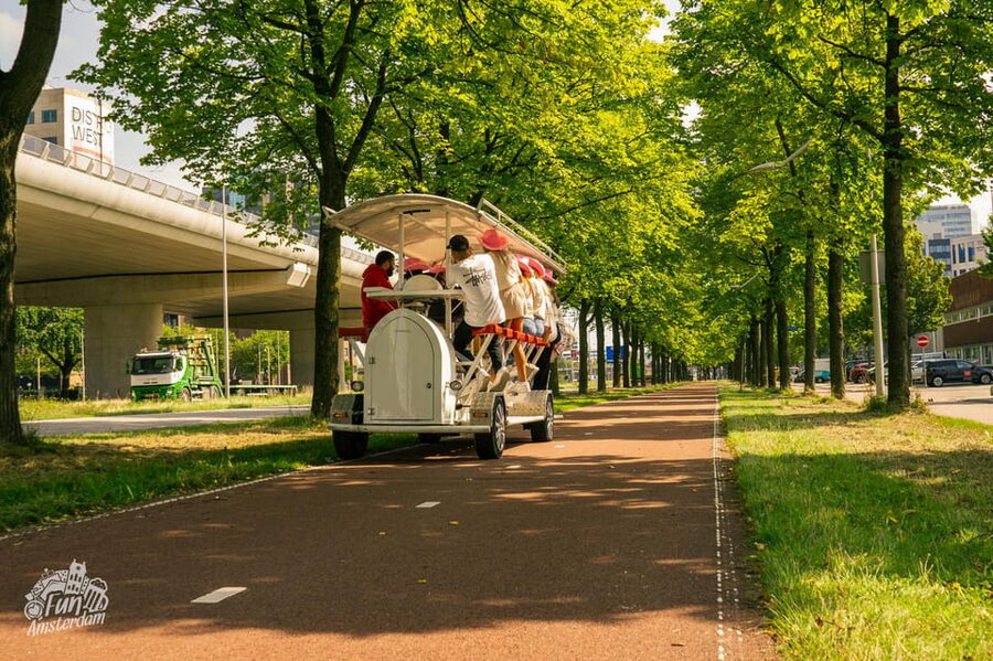 Amsterdam: Dutch Prosecco Party Bike - Price and value: is $37 worth a 75-minute party?